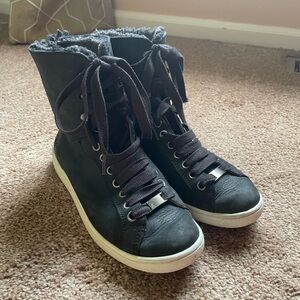 UGG Starlyn Boots